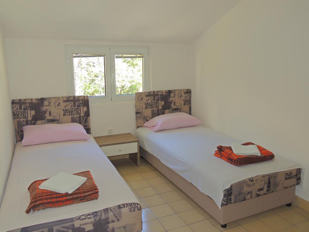 Guest House Jelena Budva Exterior foto