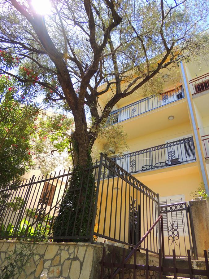 Guest House Jelena Budva Exterior foto